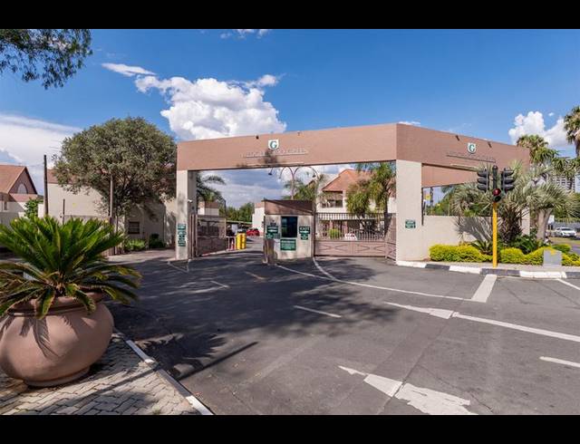 1 BEDROOM APARTMENT FOR SALE IN BEDFORD GARDENS